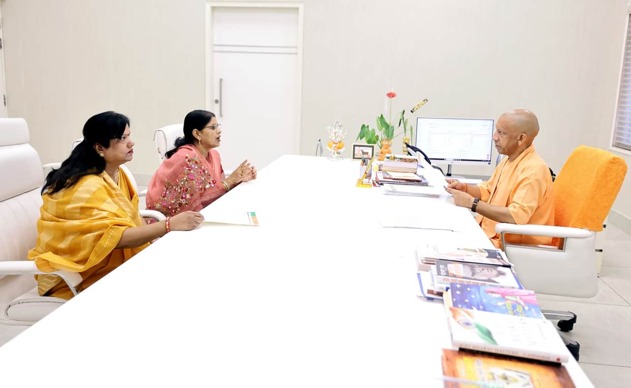 Demand to save the town from road widening: Municipal Council President Ruby Prasad meets the Chief Minister.