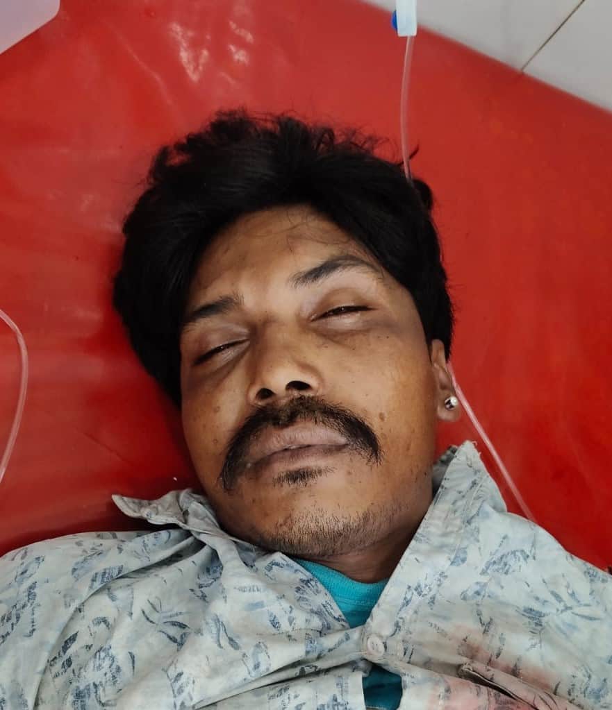 The miscreant Dhalu, along with his gang, had committed a dacoity at a farmer's house.