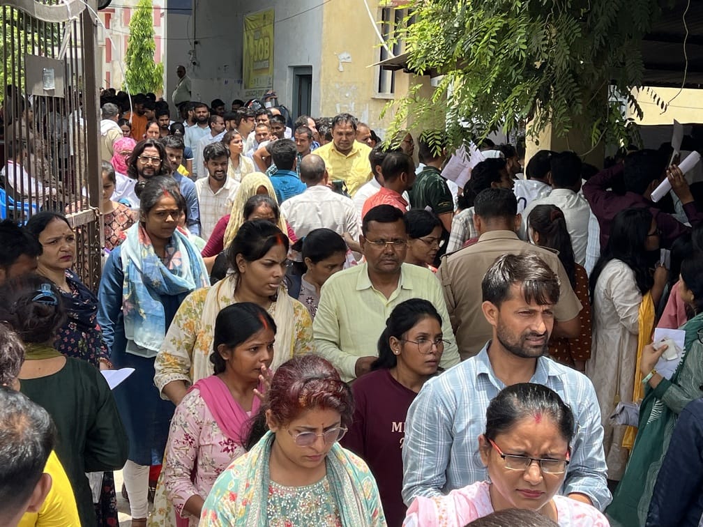 2,102 candidates skipped UPTET on the first day.