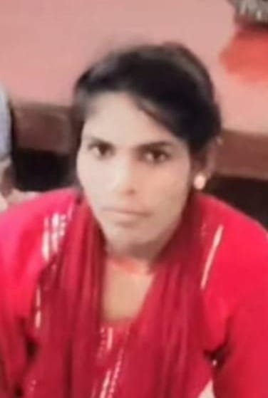 A drunk man strangled his wife to death