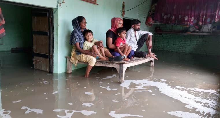 Helplessness: First the sky...then tears poured from the eyes