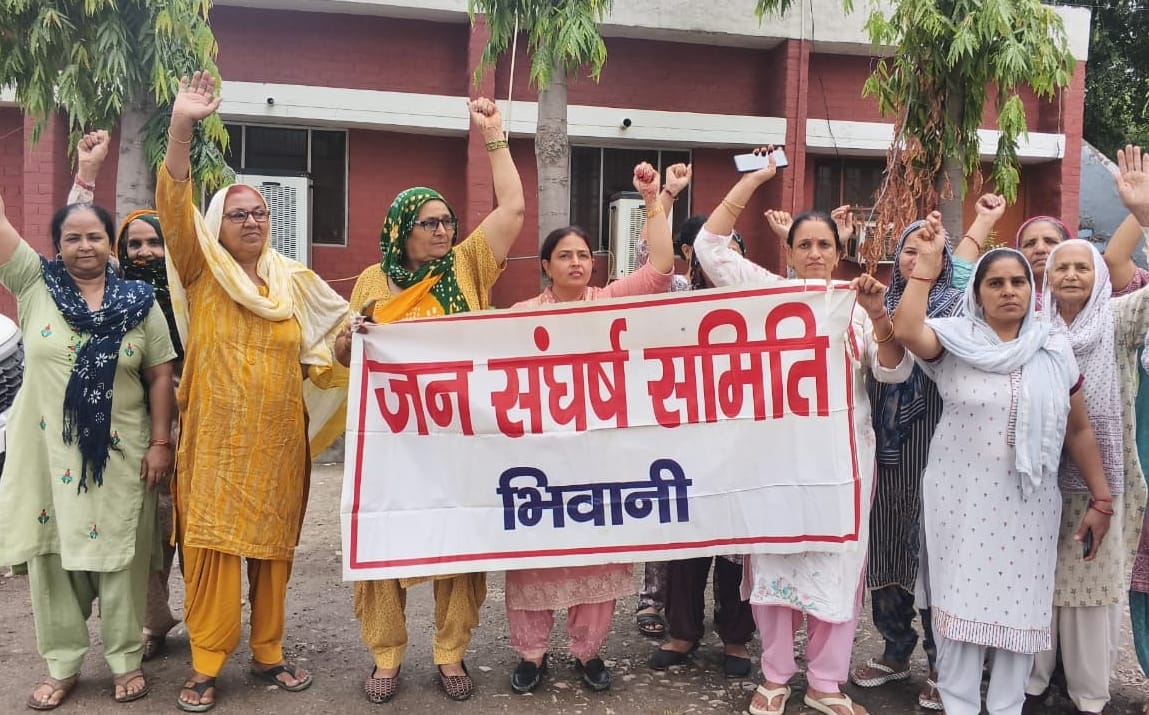 Drinking water crisis deepens in Vidya and Kirti Nagar.