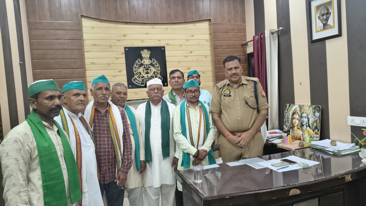 An FIR has been filed against farmer leaders for protesting at the Raibha toll plaza. The toll manager alleges revenue loss. Traffic remained free for 20 minutes.