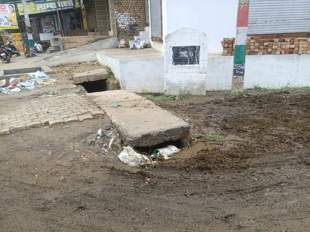Incomplete culvert along the national highway increases the risk of accidents