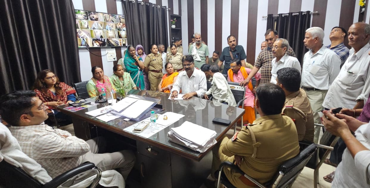 SDM hands over responsibility to a third party amidst dispute over Mahadev Temple management.