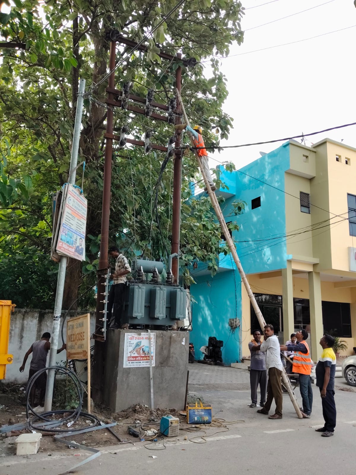 Power supply to 6,000 consumers disrupted for three hours, causing inconvenience