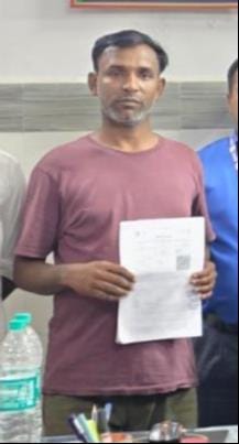 Operator arrested for booking and selling train tickets using banned software.