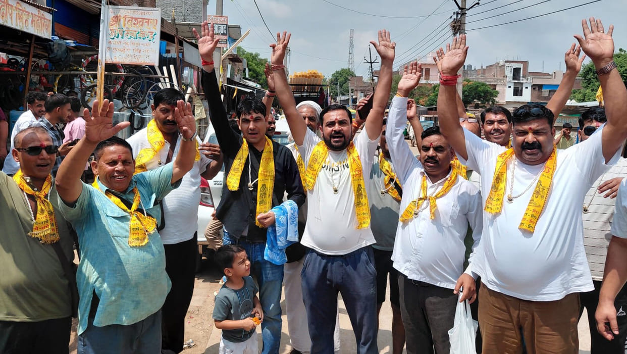 A batch of 47 pilgrims left for Amarnath.