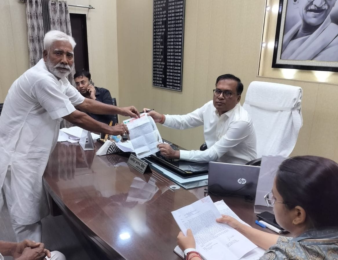 Complaint lodged with the DM after the beautification work at Pakka Talab was halted.