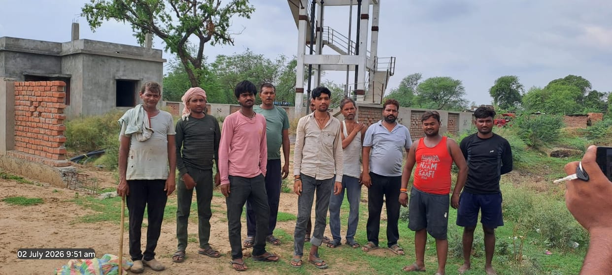 No water in the tank for three years; villagers raise slogans.