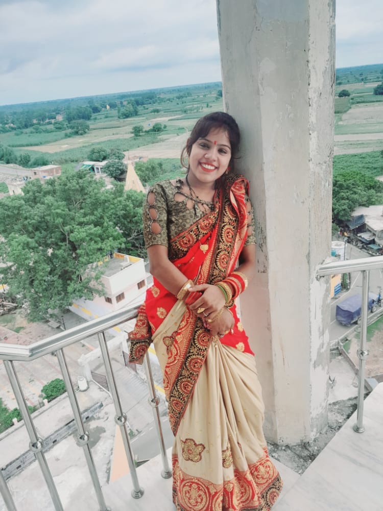 Body of married woman found hanging in room