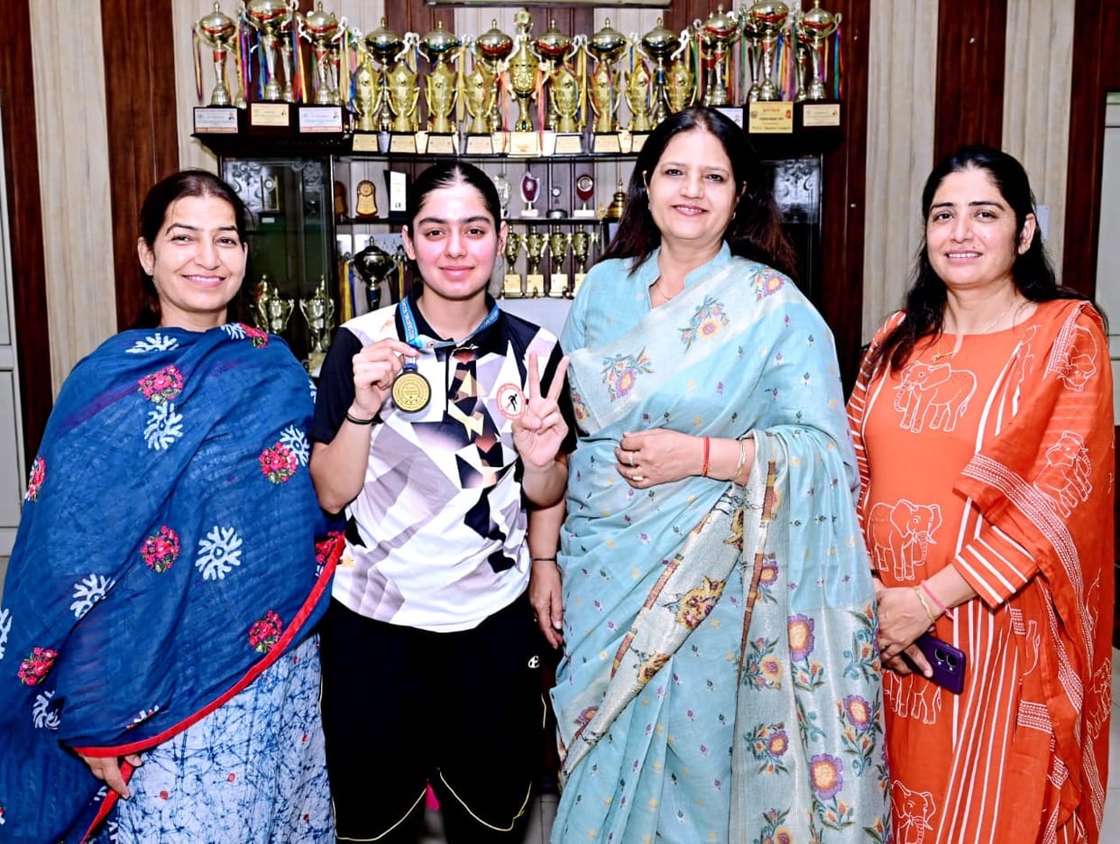 Anshika, a medal winner at the Haryana Ice Skating Championship, welcomed.