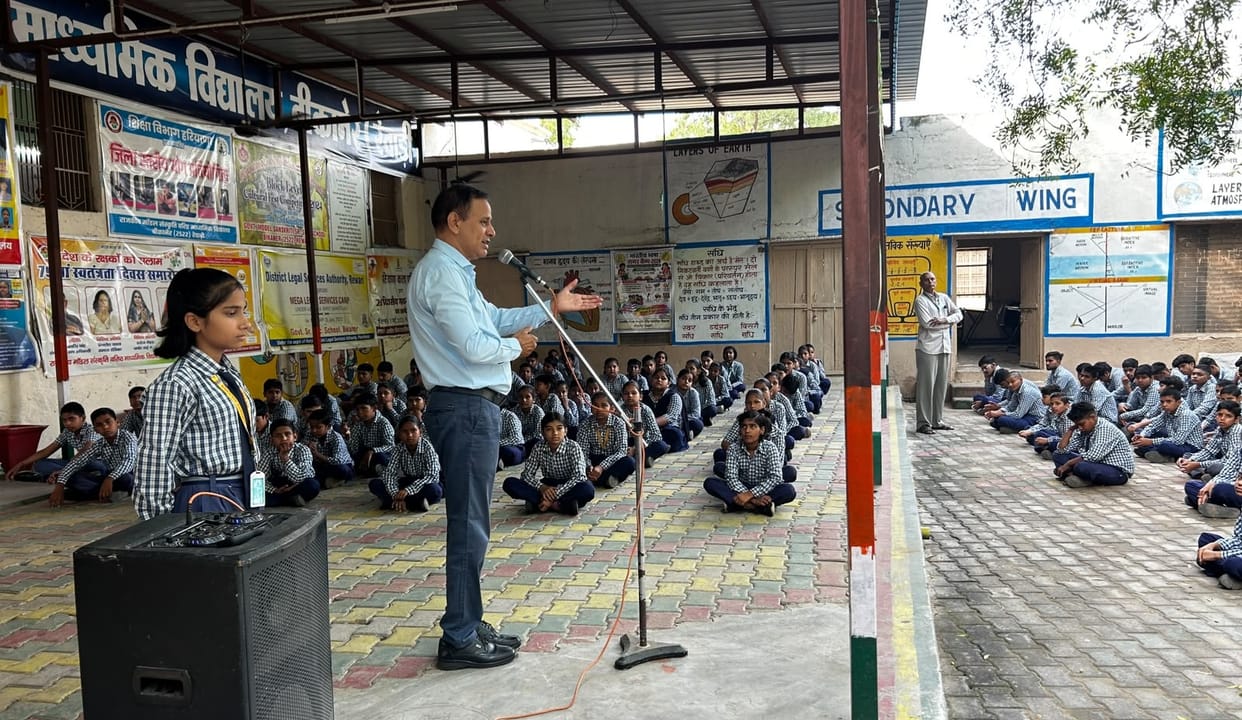 Students were given information on filling out the SIR form.