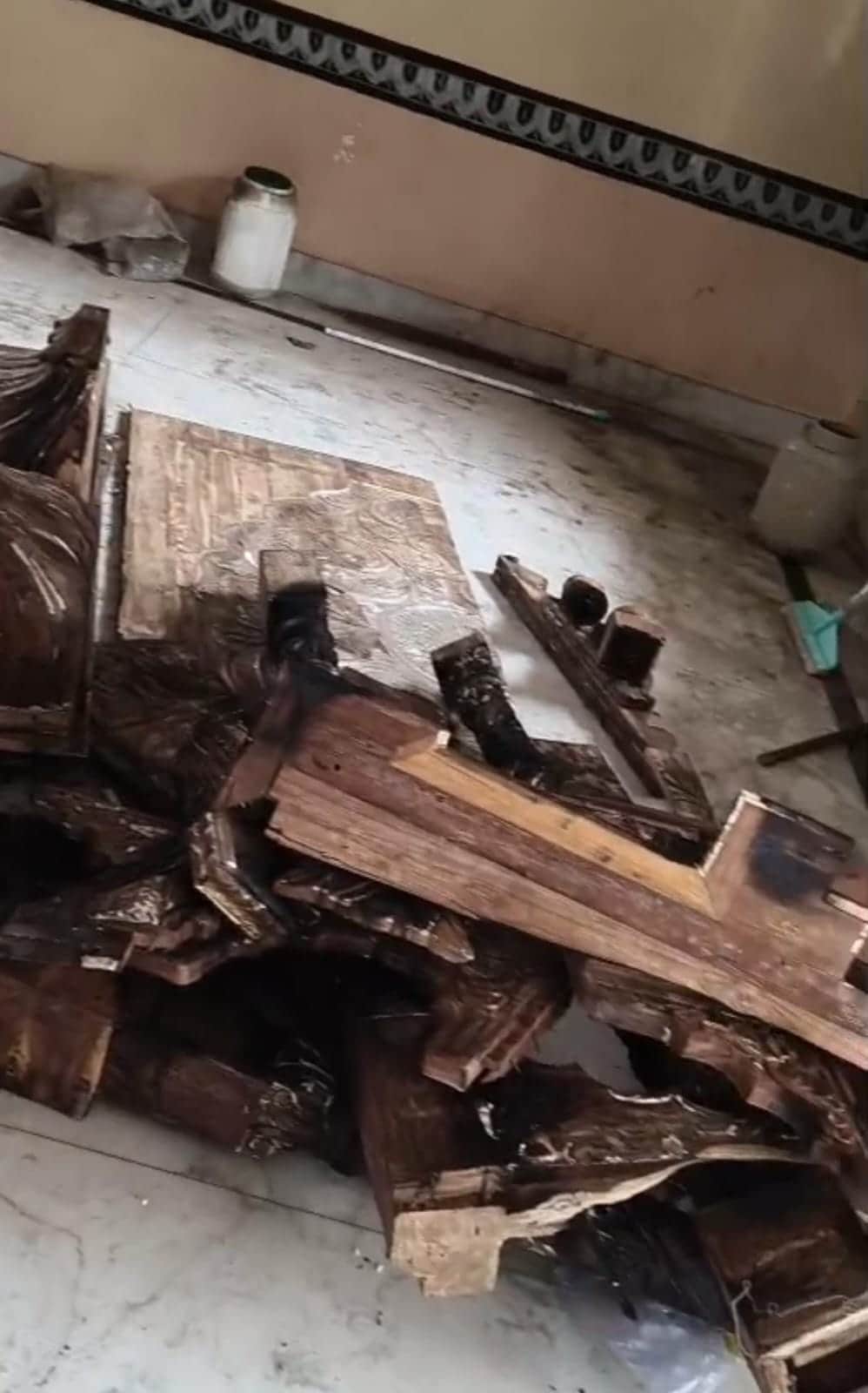 Theft again at Satna's Ghazipur Devi Temple; miscreants make off with over 25 kg of silver carvings.