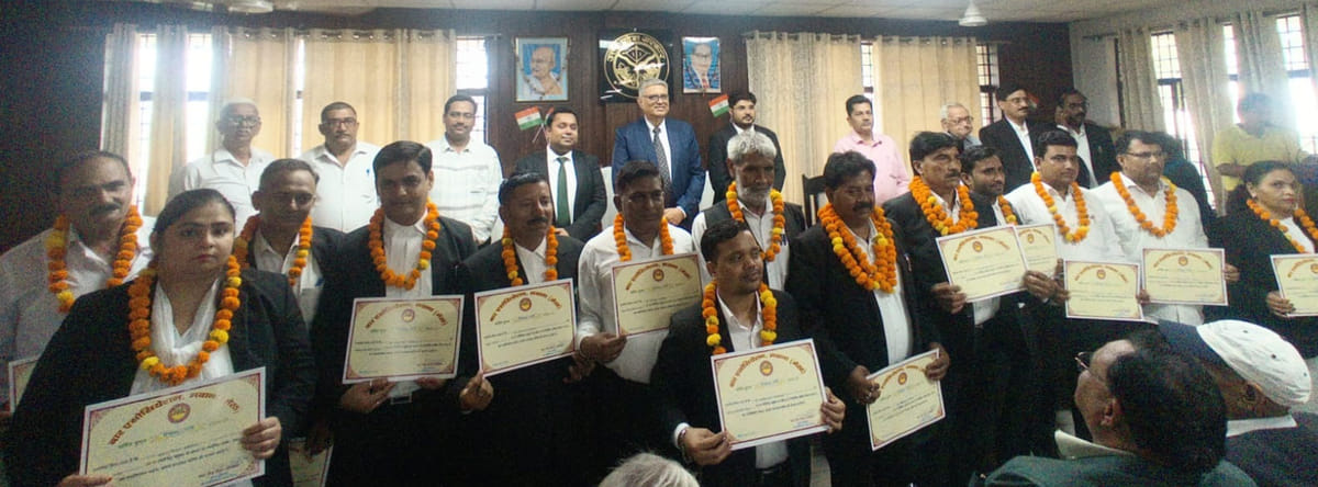 Office bearers of the Mawana Bar Association took the oath of office.