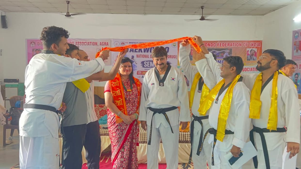 Pankaj Sharma Honoured for Success of National Taekwondo Seminar
