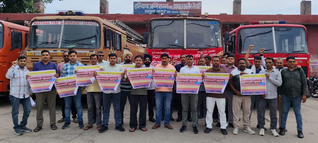 Firefighters staged a protest for the second consecutive day
