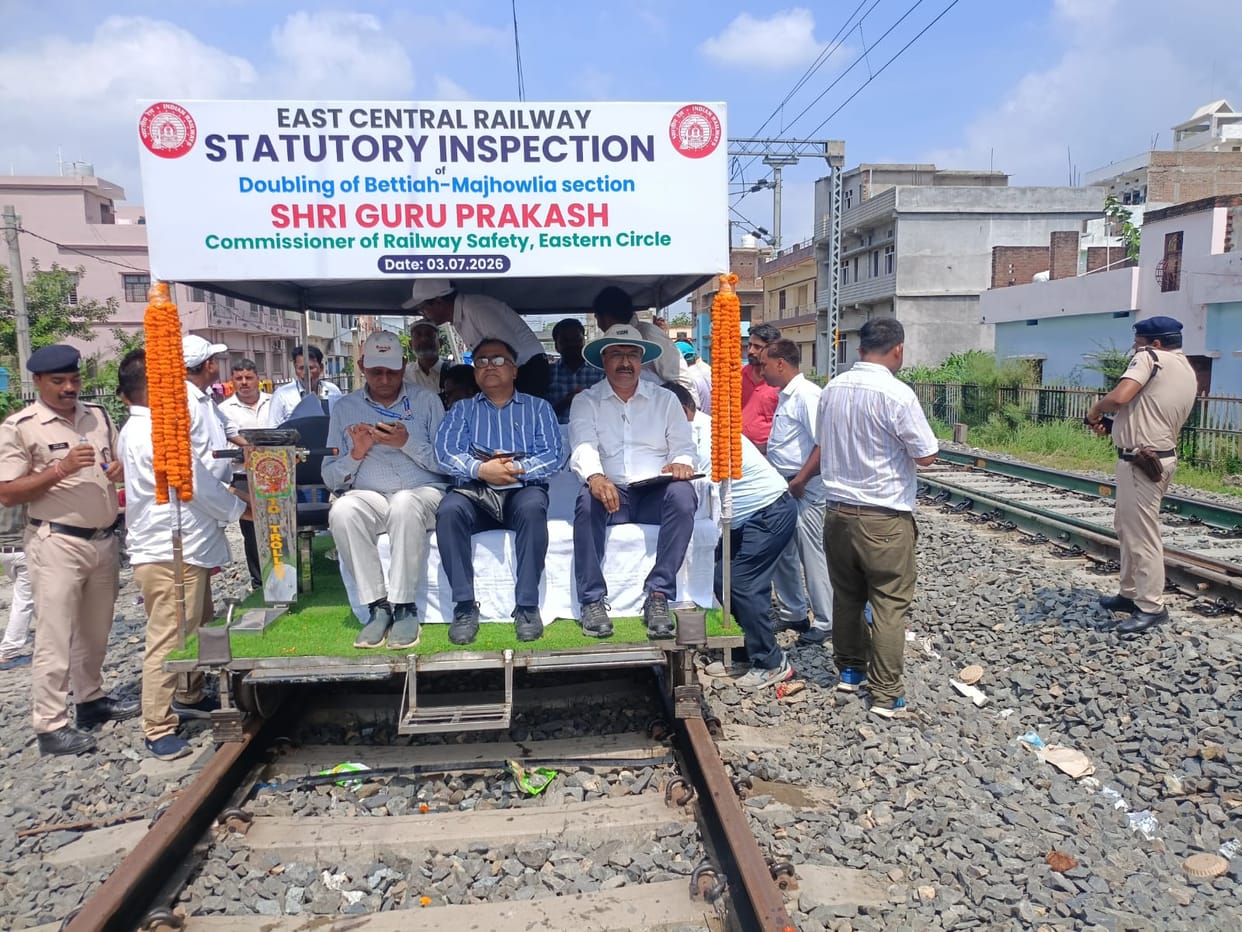 bettiah majhaulia double rail line crs inspection 120 kmph speed trial muzaffarpur narkatiaganj railway