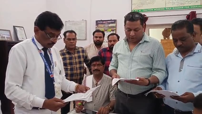 Memorandum submitted regarding the stoppage for the Meerut-Lucknow Vande Bharat.