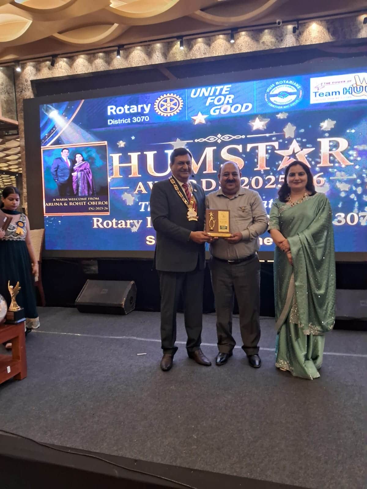 Rakesh Mahajan receives Daan Veer Samman