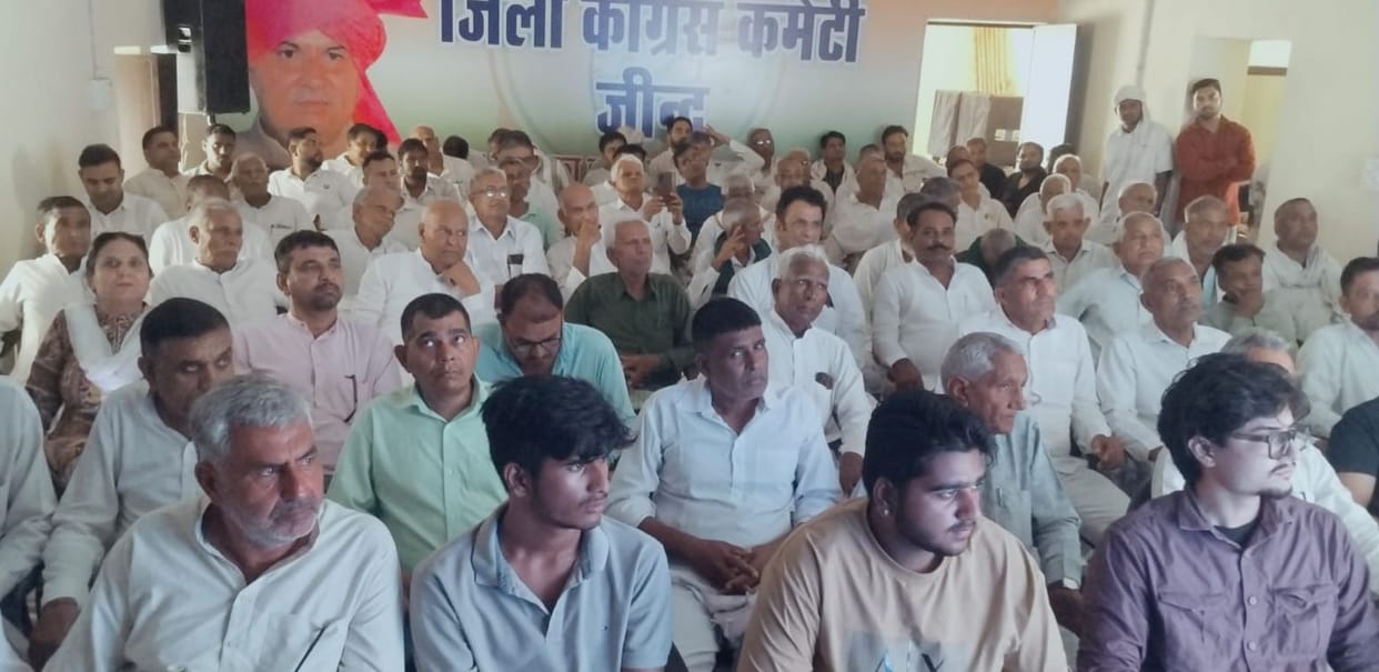 Students' Goonj program surrounds BJP government over exam leak