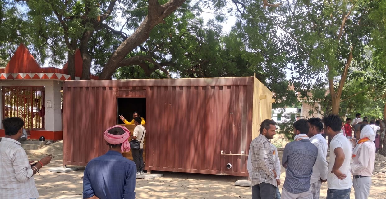 The municipality removed encroachment from Ayodhyapuri pond