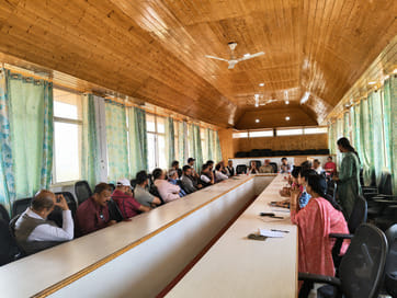 Opposition intensifies against the closure of the Commerce faculty at Chaupal College.