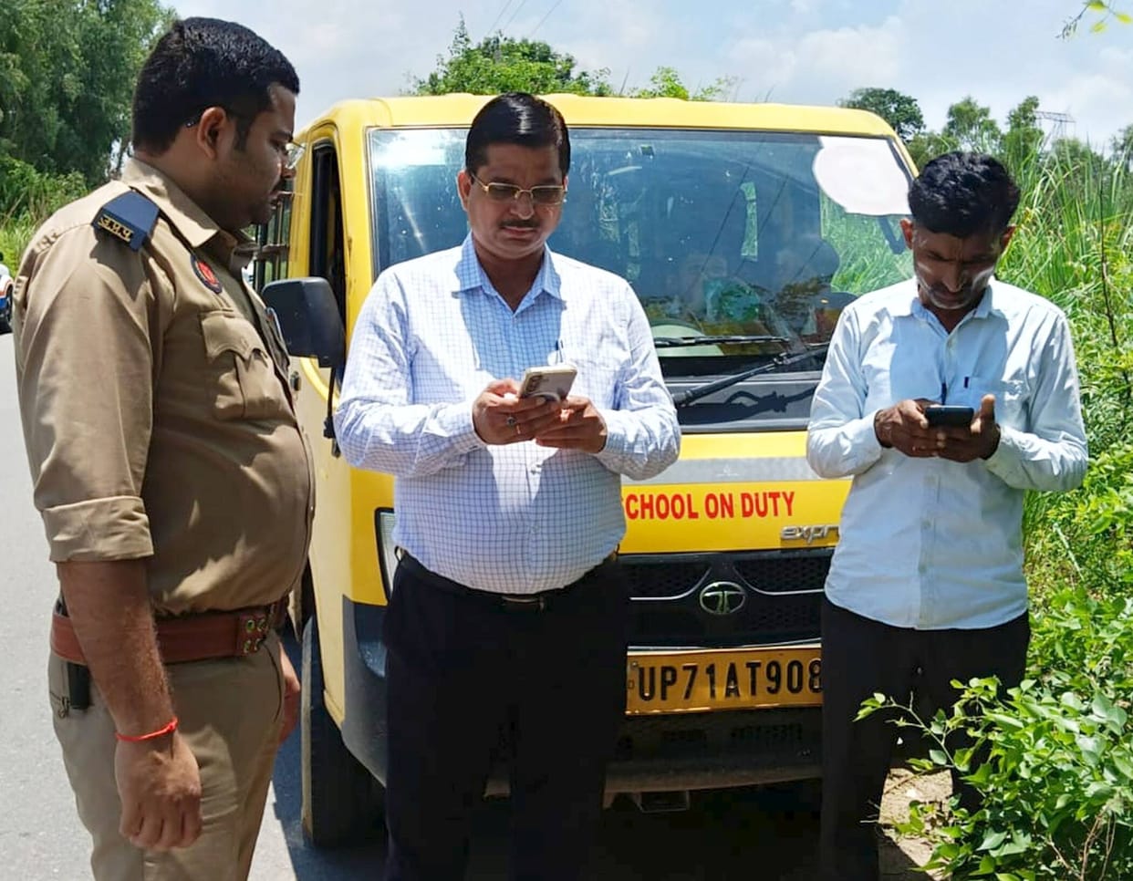 Four school vehicles seized for lacking permits and fitness certificates; 31 challaned.