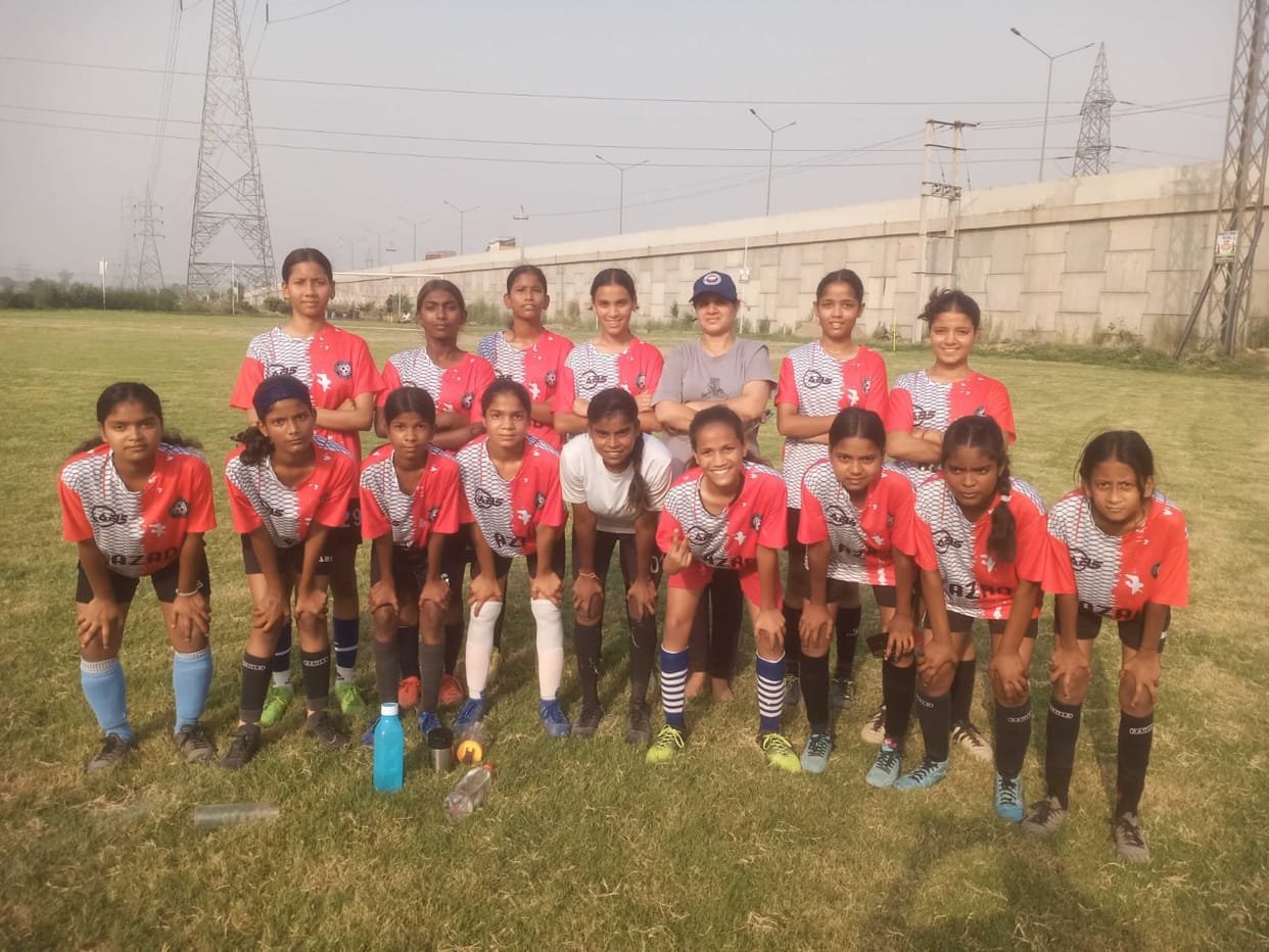 The daughters will take the field with the aim of defending their title.