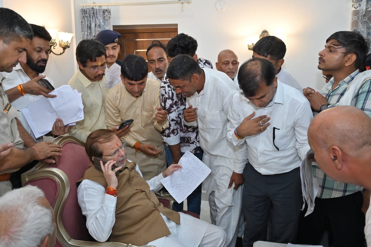 Public grievances must be resolved without delay: Dr. Arvind