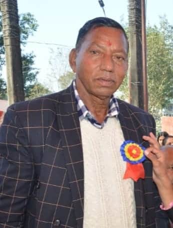 हजारा सिंह, पूर्व प्रधान पंचायत कलेड़। (खोली से धलूं सड़क वाली न्यूज के साथ)