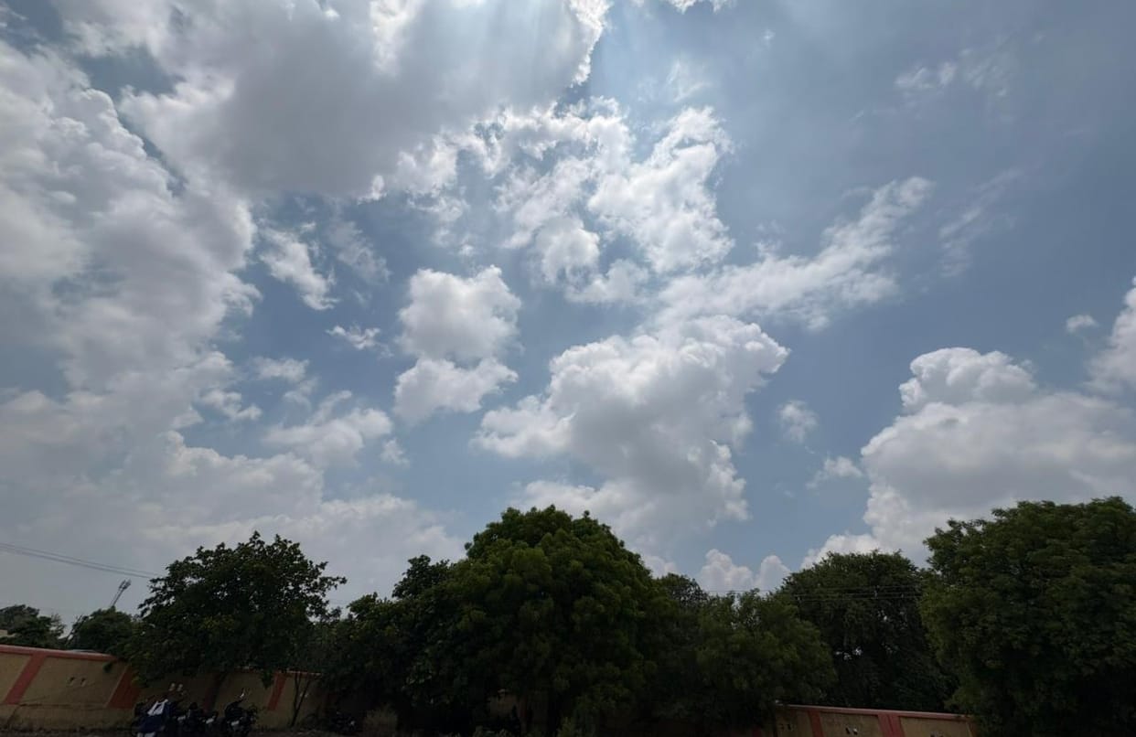 The maximum temperature rose by three degrees and the minimum by two degrees