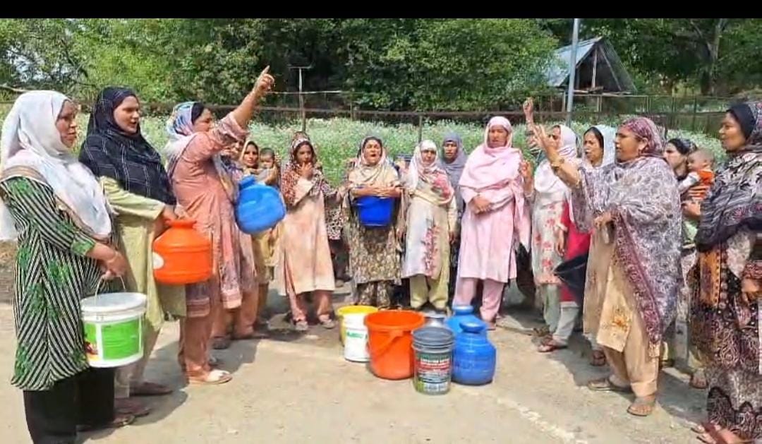 Srinagar, Sultanpora, Held Protest, Drinking Water, Shortage