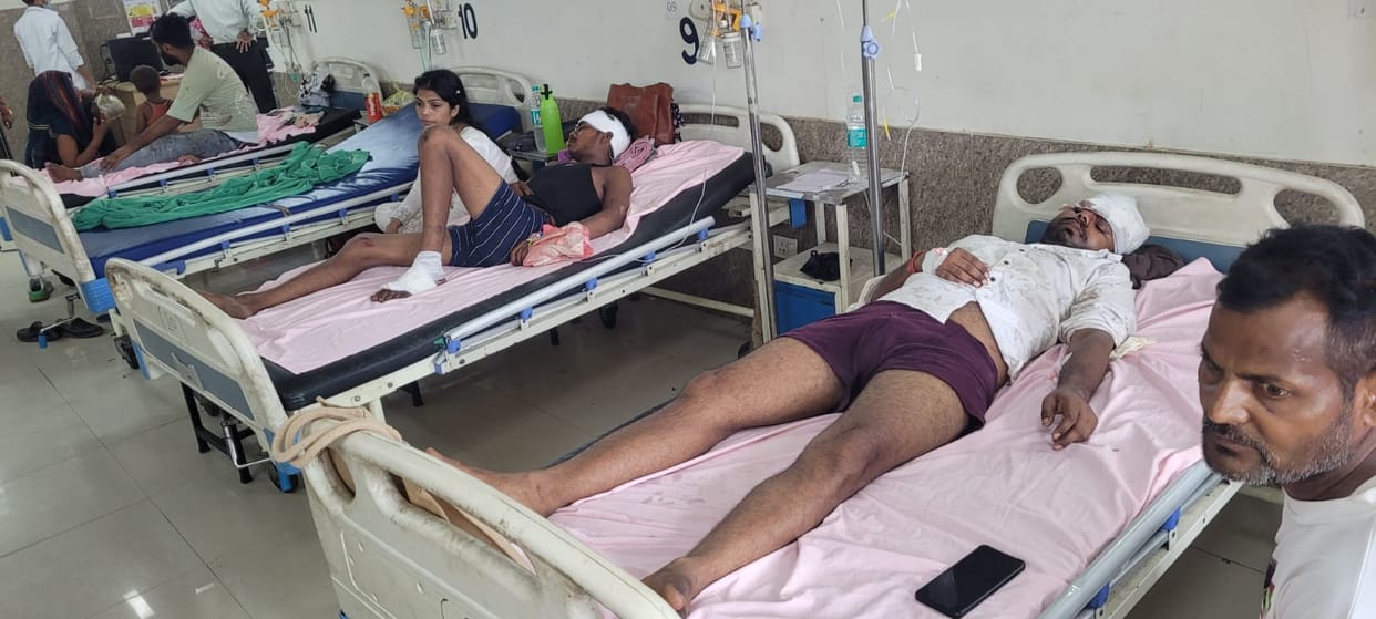 etah news roadways bus accident