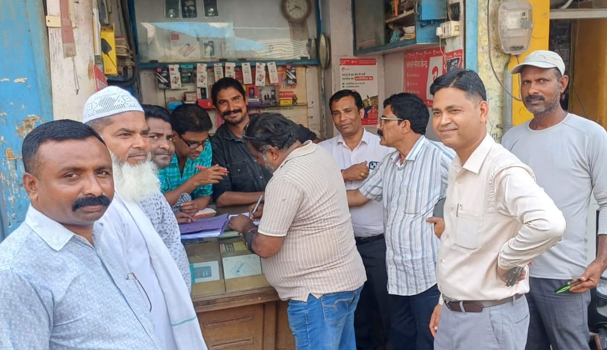 Municipal body issues notices to 50 shopkeepers for encroaching upon drains.