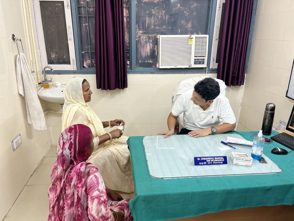 Knees of 25 patients replaced free of cost at the district hospital in four months.