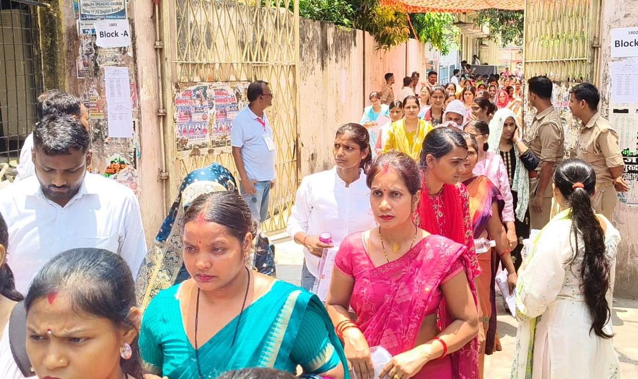 Mathematics and Environmental Studies questions proved tricky, while Hindi questions were easy.