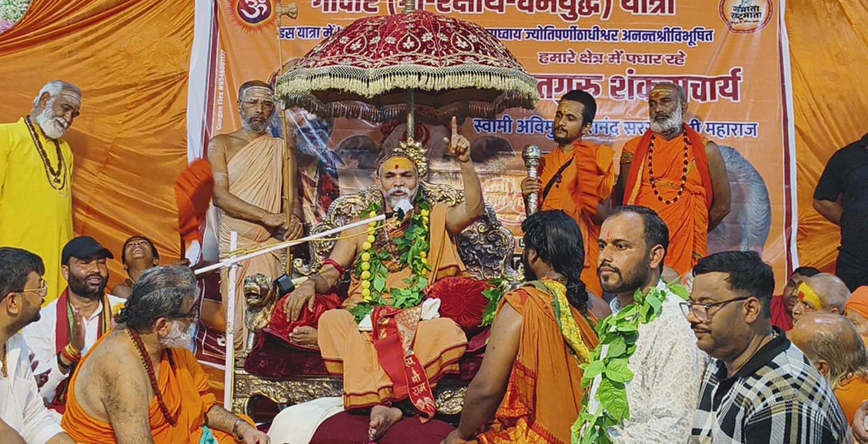 Attacks being launched against Brahmins, the Vedas, and cows: Avimukteshwaranand