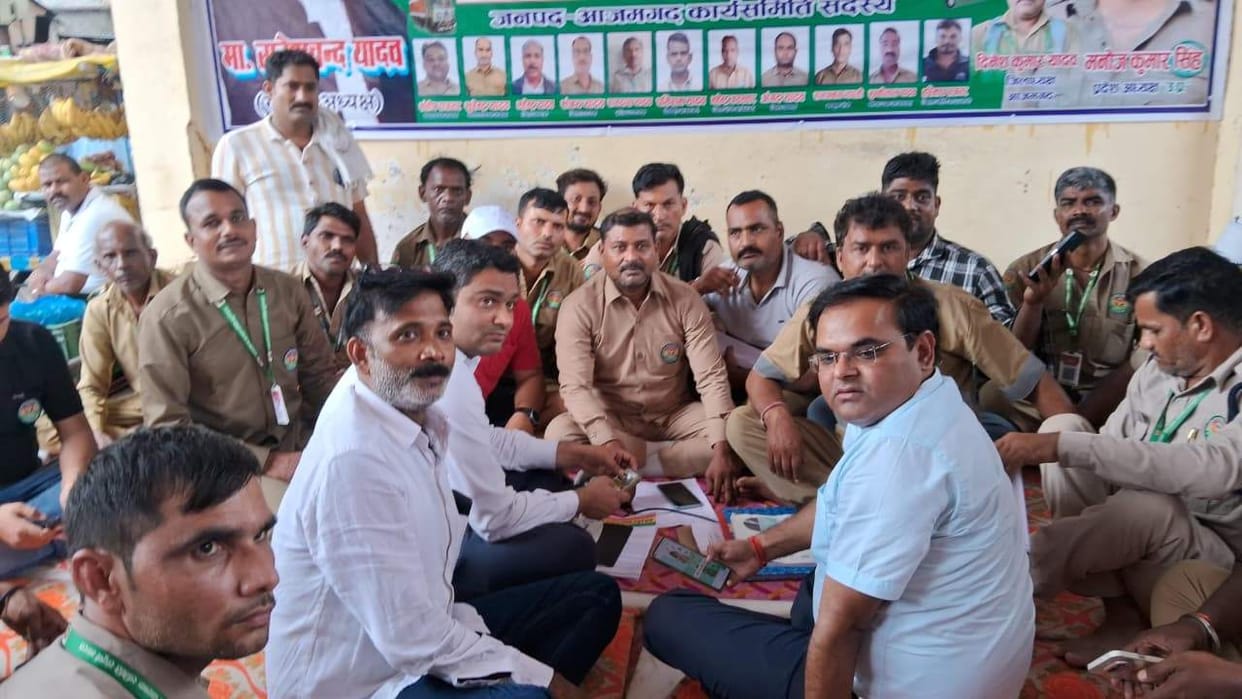 The drivers were called to Lucknow for talks by the Transport Commissioner
