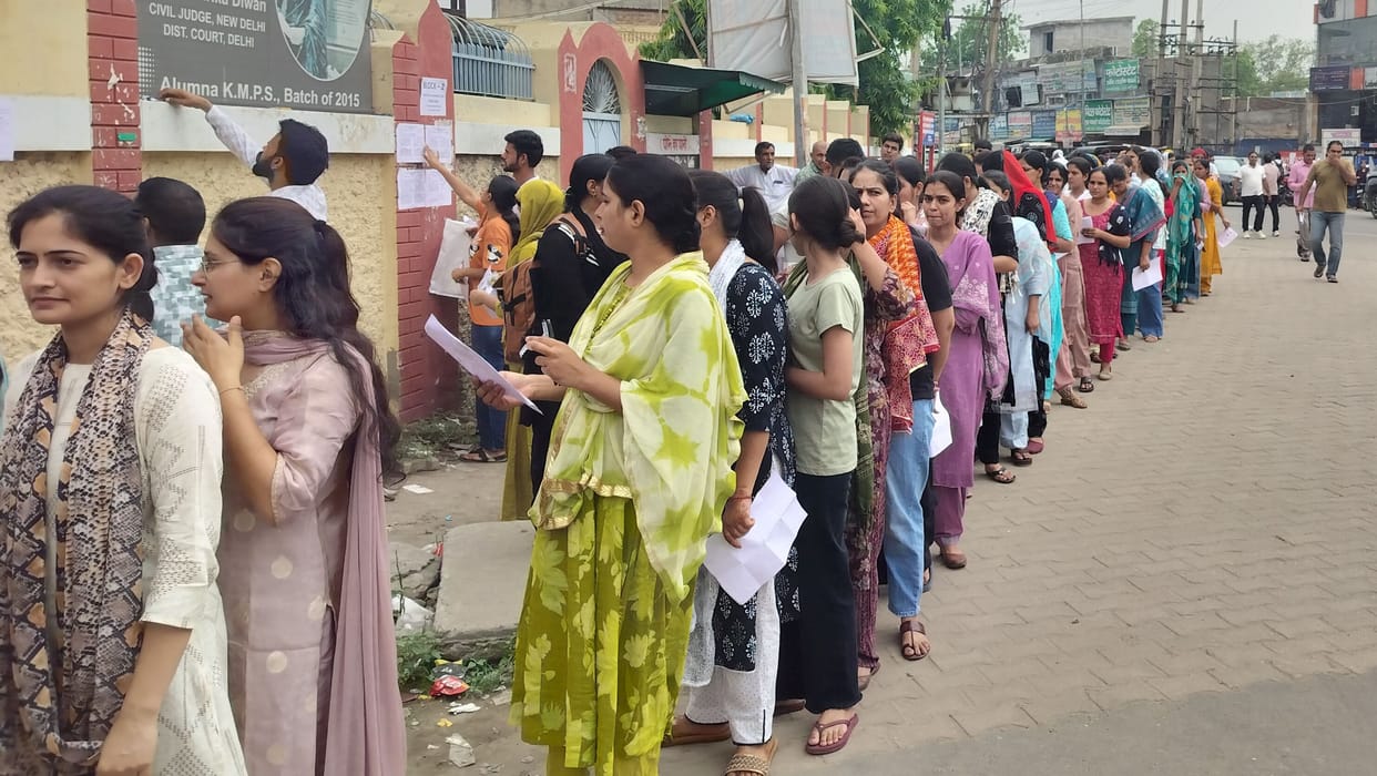 On the first day of HTET, 552 candidates were absent in the district, while 3,538 took the exam.