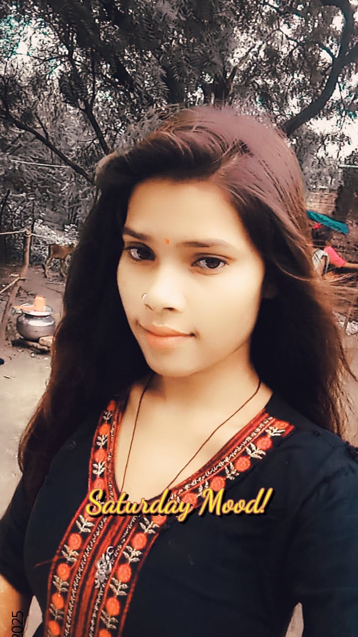 Young woman dies of snakebite.
