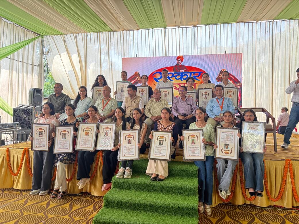 Talent Excellence Awards: 117 Brilliant Students and Eight Distinguished Persons Awarded