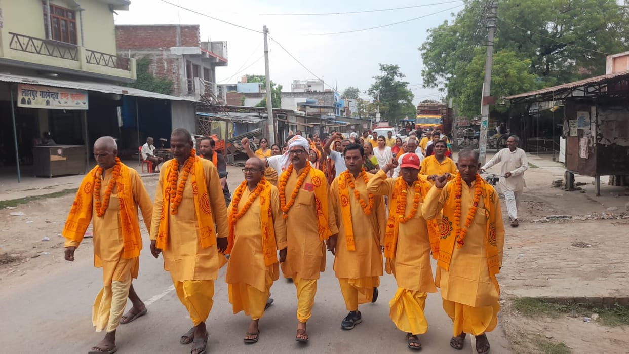 'Pragya Padyatra' sets off from Gomukh to Gangasagar.
