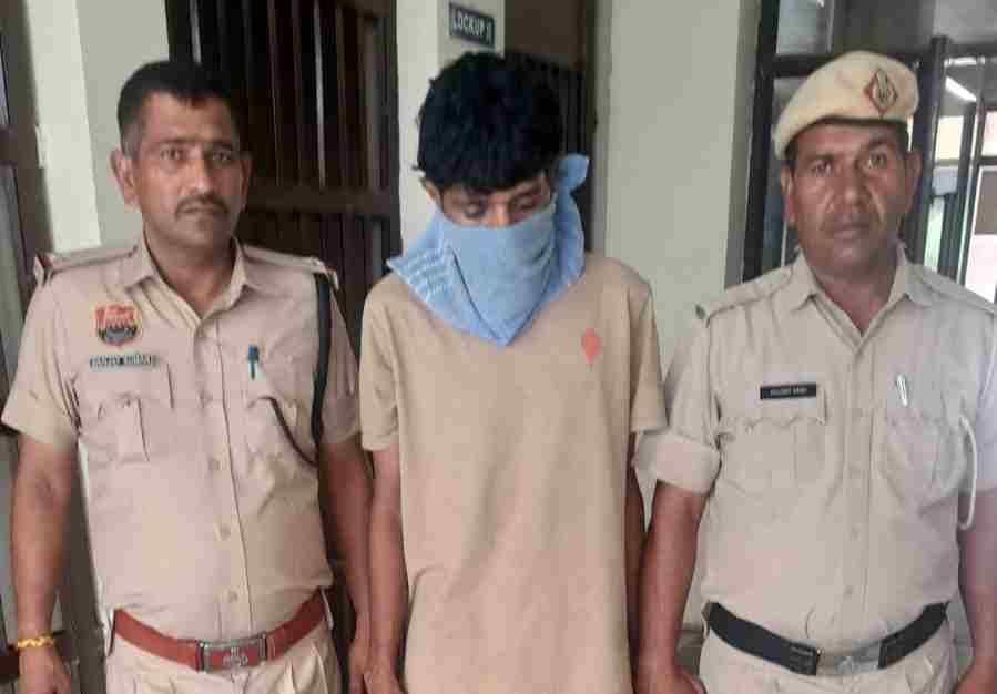 Man arrested for killing father with needle