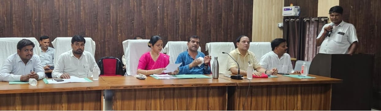 Review of development works at the Kshetra Panchayat Samiti meeting.