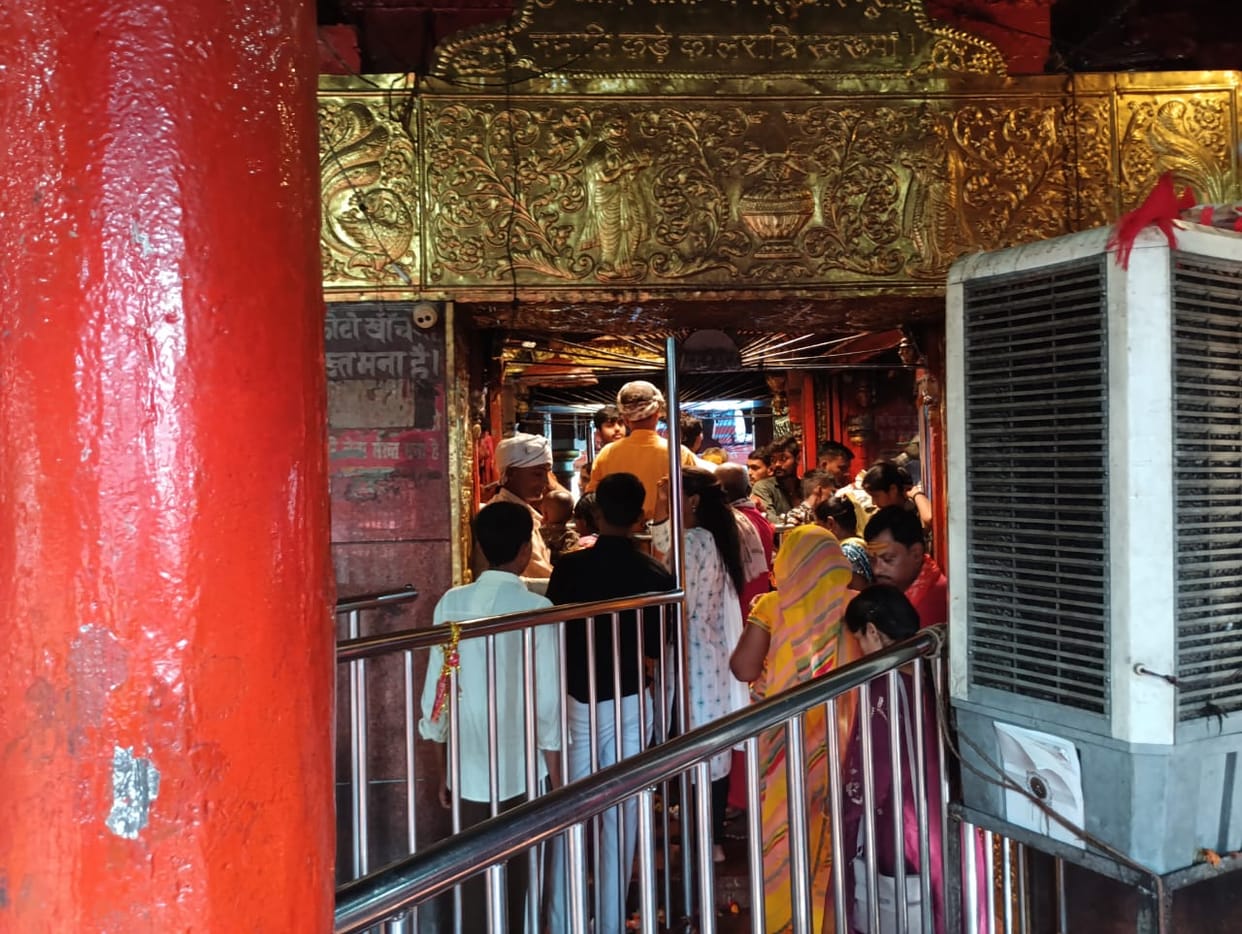 Grand commencement of the Ashadh Fair at the Kadadham Shaktipeeth a massive surge of devotees witnessed on the first day