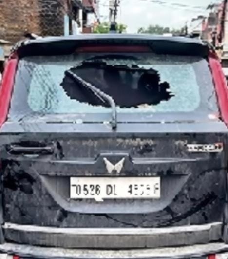 Mahakal Darshan Turns Violent: Noida Couple Assaulted, Woman Stabbed in Ujjain