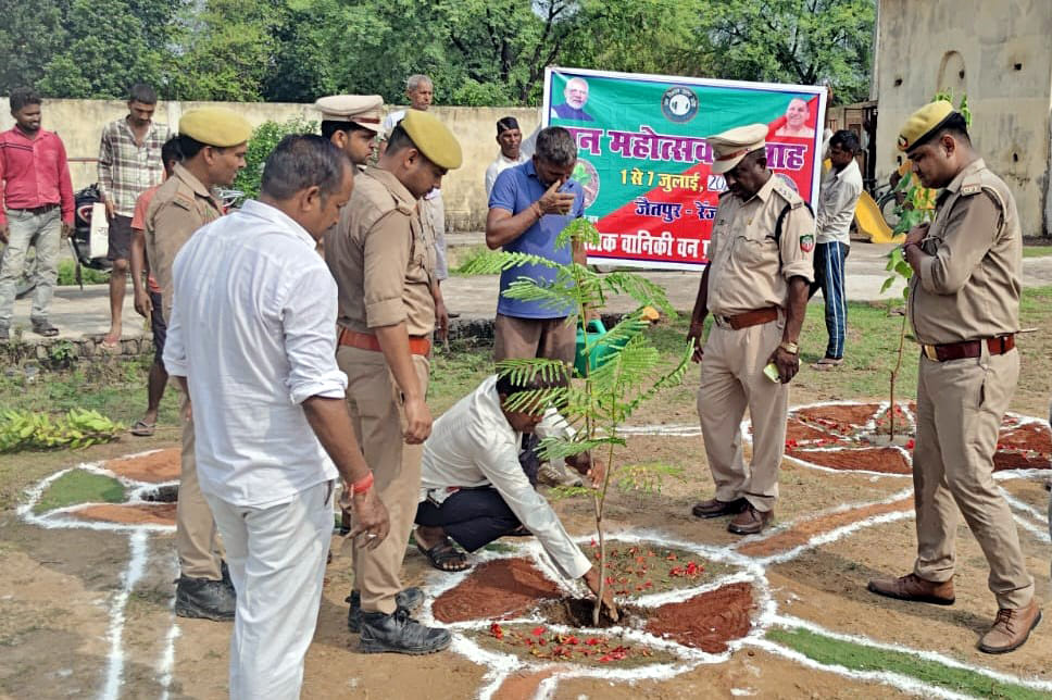 Fruit-bearing and flowering plants planted in Sanjeti's secretariat