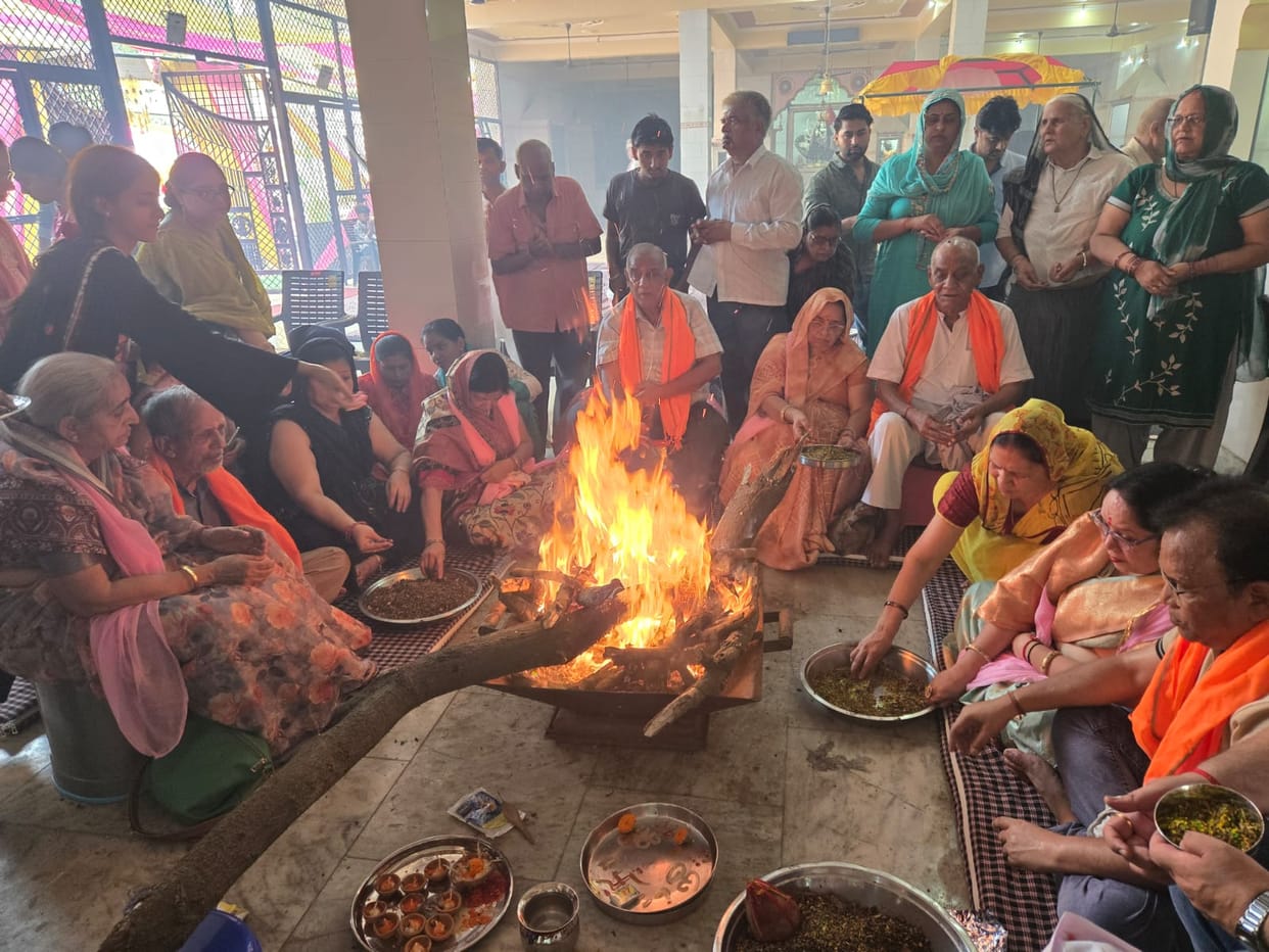 Consecration of Khatu Shyam amidst Vedic chanting