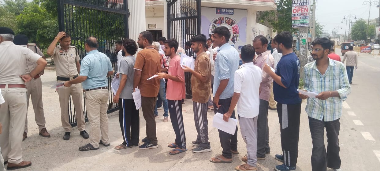 HTET... Out of 9,827 candidates, 8,047 appeared for the exam across 23 centers, while 1,780 remained absent.